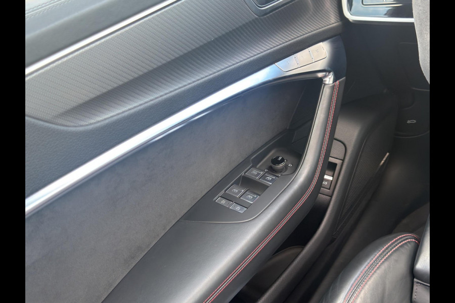 Audi A6 Avant RS 6 TFSI quattro Dynamiq+ |Pano|Keramisch|B&O