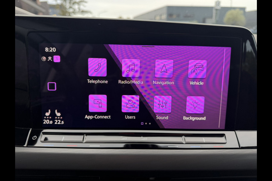 Volkswagen Golf 1.4 eHybrid Style / 204 PK / Camera / Comfort-Winter-Multimedia PAKKET / NAVI / 1e Eigenaar / NED-Golf