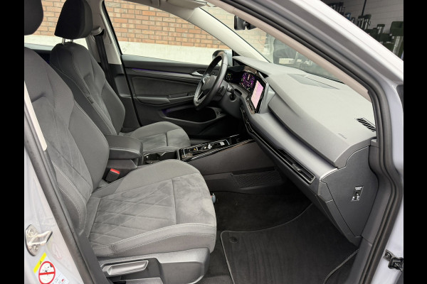 Volkswagen Golf 1.4 eHybrid Style / 204 PK / Camera / Comfort-Winter-Multimedia PAKKET / NAVI / 1e Eigenaar / NED-Golf