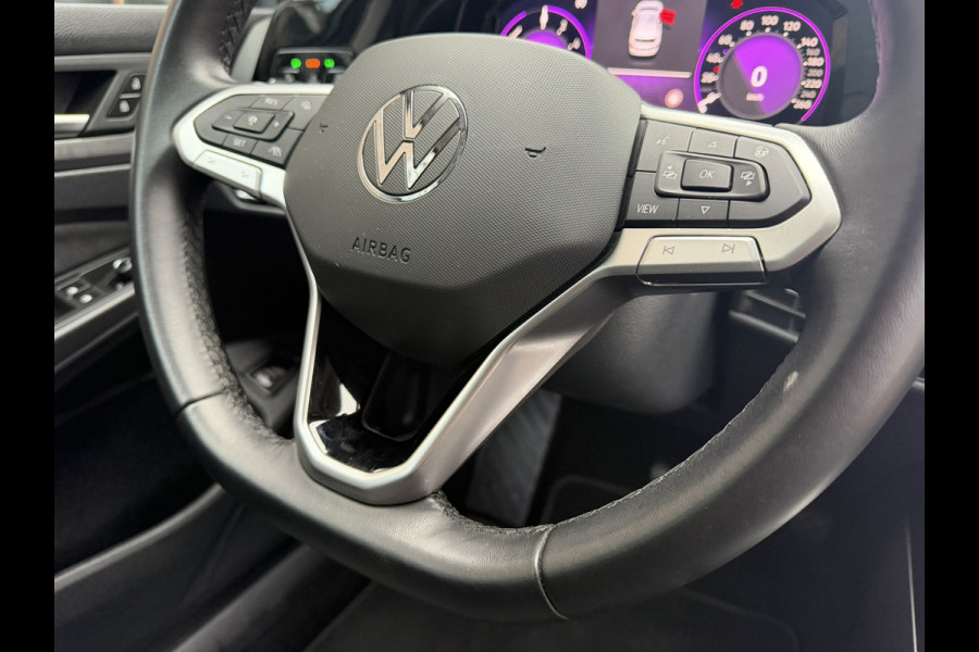 Volkswagen Golf 1.4 eHybrid Style / 204 PK / Camera / Comfort-Winter-Multimedia PAKKET / NAVI / 1e Eigenaar / NED-Golf