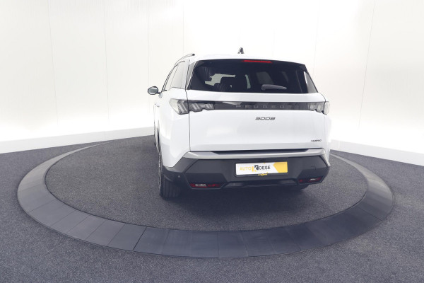 Peugeot 5008 Hybrid 136 e-DCS6 Allure | 7 Zitplaatsen | Camera | Stoelverwarming | Panoramic Navigation pack