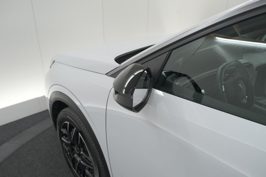 Peugeot 5008 Hybrid 136 e-DCS6 Allure | 7 Zitplaatsen | Camera | Stoelverwarming | Panoramic Navigation pack