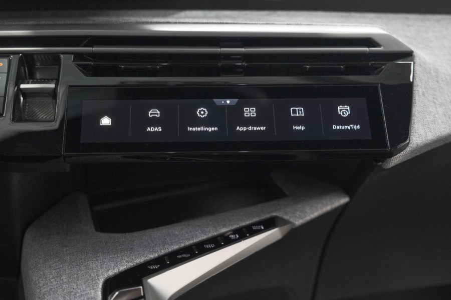 Peugeot 5008 Hybrid 136 e-DCS6 Allure | 7 Zitplaatsen | Camera | Stoelverwarming | Panoramic Navigation pack