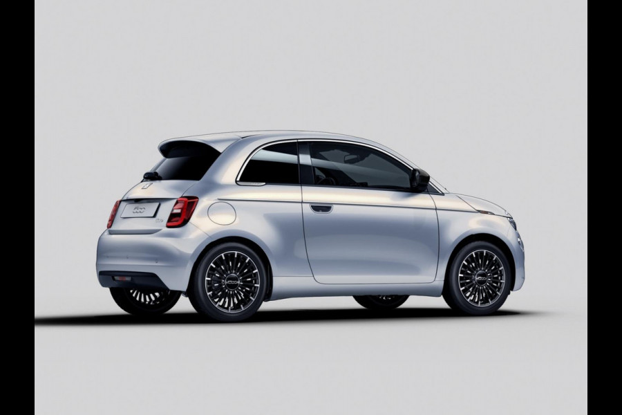 Fiat 500E La Prima 42 kWh | Clima | LED | PDC | JBL Premium Audio | 17" | Camera | BSM | Canneloni Ivory/Piombo interieur