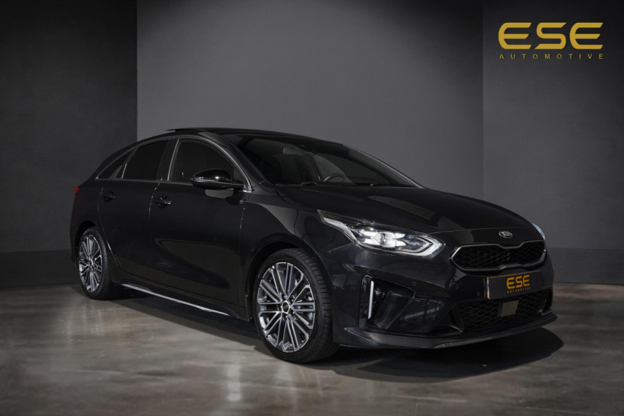 Kia ProCeed 1.4 T-GDI GT-PlusLine | Panorama | Carplay | Camera | Navigatie | Stoel/Stuur verwarming