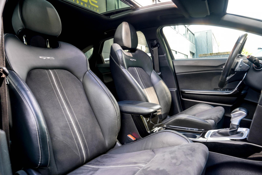 Kia ProCeed 1.4 T-GDI GT-PlusLine | Panorama | Carplay | Camera | Navigatie | Stoel/Stuur verwarming