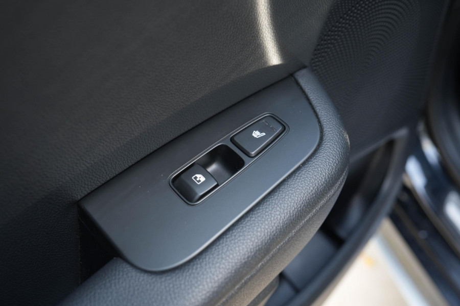 Kia ProCeed 1.4 T-GDI GT-PlusLine | Panorama | Carplay | Camera | Navigatie | Stoel/Stuur verwarming