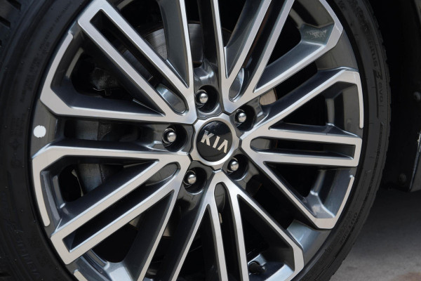 Kia ProCeed 1.4 T-GDI GT-PlusLine | Panorama | Carplay | Camera | Navigatie | Stoel/Stuur verwarming