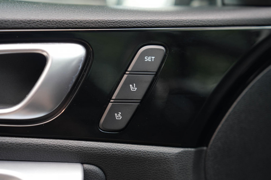 Kia ProCeed 1.4 T-GDI GT-PlusLine | Panorama | Carplay | Camera | Navigatie | Stoel/Stuur verwarming