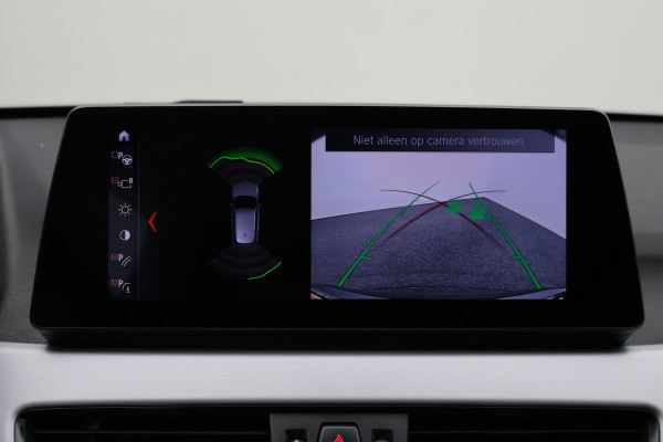 BMW X1 xDrive20i Executive Edition LED, Apple Carplay, Head-Up, Camera, Trekhaak, DAB