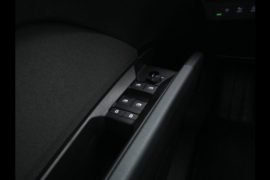 Audi Q4 e-tron 35 Advanced edition 55 kWh {SoH-88%} (INCL-BTW) Aut. *NAVI-FULLMAP | MATRIX-LED | KEYLESS | AUDI-SOUND |  DIGI-COCKPIT | DAB | CARPLAY | HEATED-SPORTSEATS | CRUISE | 19''ALU*