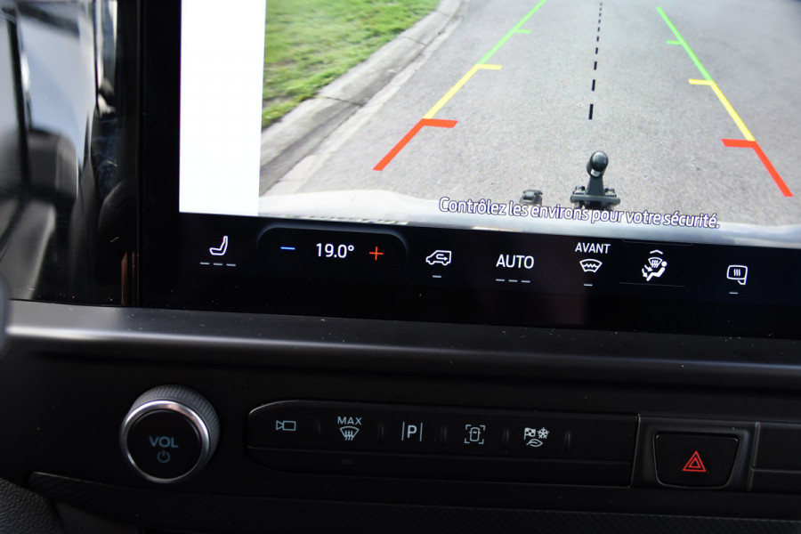 Ford Transit Custom 320 2.0 TDCI L2H1 Limited DC Adaptieve Cruise, 360 Camera, Carplay, Automaat, LED, 2 x Schuifdeur, Stoelverwarming, Virtual, 170pk, Sensoren, Uniek!
