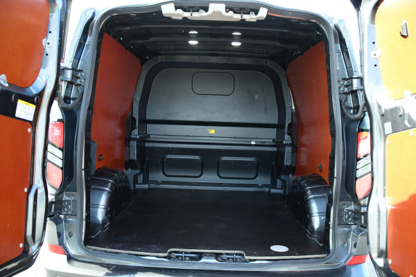 Ford Transit Custom 320 2.0 TDCI L2H1 Limited DC Adaptieve Cruise, 360 Camera, Carplay, Automaat, LED, 2 x Schuifdeur, Stoelverwarming, Virtual, 170pk, Sensoren, Uniek!