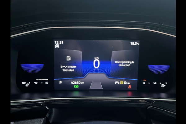 Volkswagen T-Cross 1.0 TSI Style DSG | ACC | Camera | CarPlay | 18 Inch | LED | Stoelverwarming