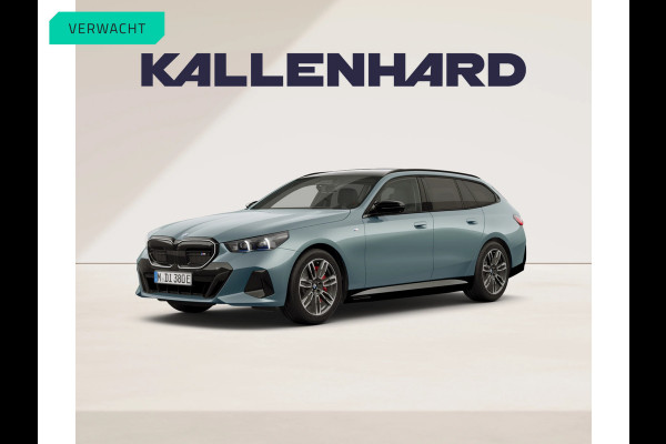 BMW i5 Touring M60 xDrive - Pano - Head-up - Adaptief Onderstel Prof