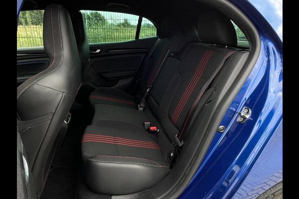 Renault Mégane 1.6 E-Tech Plug-In Hybrid 160 R.S. Line | Camera | PDC | Keyless |