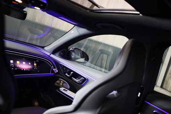 Mercedes-Benz E-Klasse AMG 53 4MATIC+ / Hyperscreen / Performance Zetels / Head Up / Verkoeling / 360 Camera / Memory / Open Pano