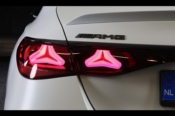 Mercedes-Benz E-Klasse AMG 53 4MATIC+ / Hyperscreen / Performance Zetels / Head Up / Verkoeling / 360 Camera / Memory / Open Pano