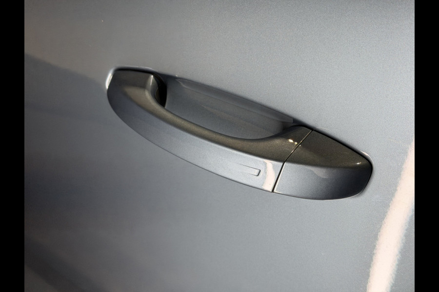 Peugeot E-5008 Allure Avantage 73 kWh 7p | Trekhaak | Keyless | Apple Carplay / Android Auto