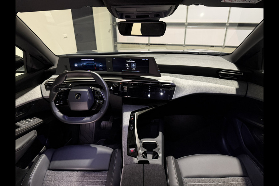 Peugeot E-5008 Allure Avantage 73 kWh 7p | Trekhaak | Keyless | Apple Carplay / Android Auto