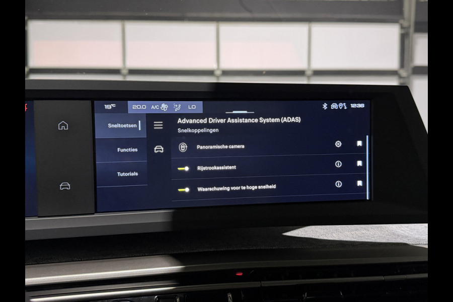 Peugeot E-5008 Allure Avantage 73 kWh 7p | Trekhaak | Keyless | Apple Carplay / Android Auto