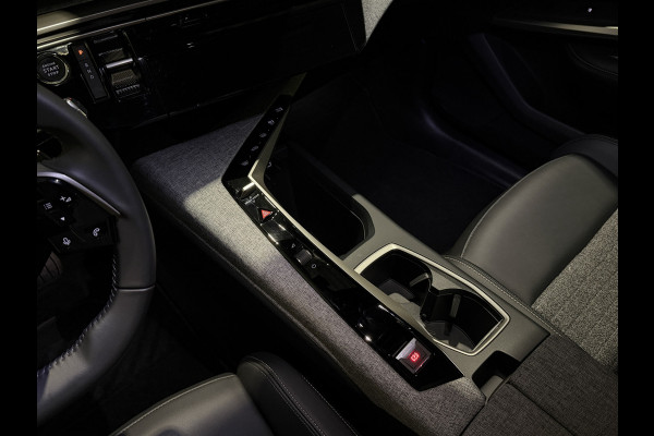 Peugeot E-5008 Allure Avantage 73 kWh 7p | Trekhaak | Keyless | Apple Carplay / Android Auto
