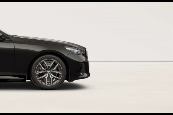 BMW i5 eDrive40 M-Sport - Pano - Head-up - Stoelventilatie - Memoryzetels