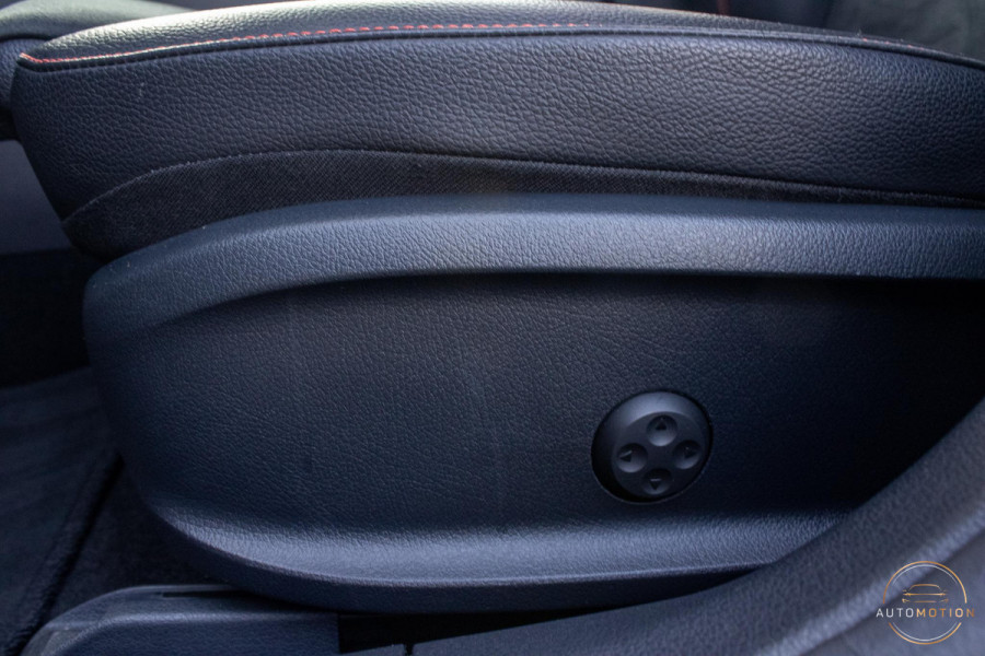 Mercedes-Benz A-Klasse 200 Business Solution AMG PANO CAMERA ACC BURMESTER MEMORY STOELVERWARMING