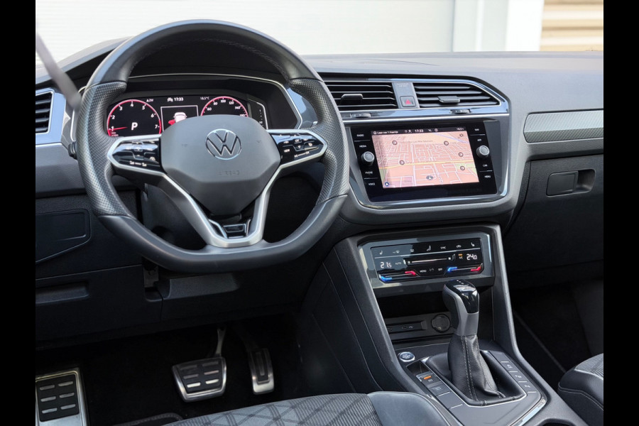 Volkswagen Tiguan 1.5 TSI R-Line Pano/Keylesa/Camera