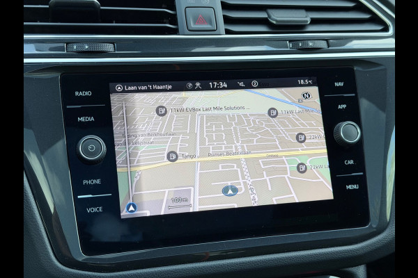 Volkswagen Tiguan 1.5 TSI R-Line Pano/Keylesa/Camera