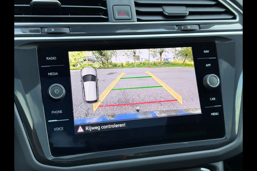 Volkswagen Tiguan 1.5 TSI R-Line Pano/Keylesa/Camera