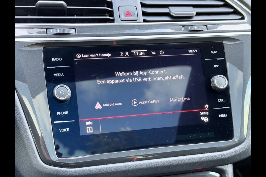 Volkswagen Tiguan 1.5 TSI R-Line Pano/Keylesa/Camera