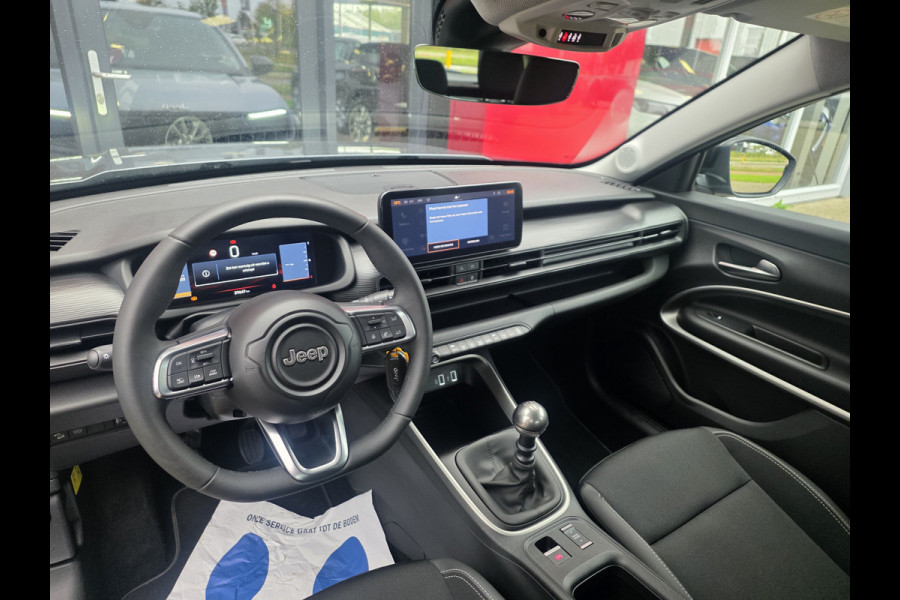 Jeep Avenger 1.2 Altitude | Winterpakket | Parkeersensoren v + a | Apple/Android CarPlay