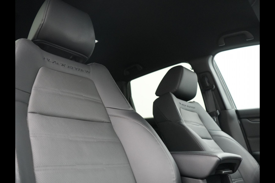 Honda CR-V 2.0 Black Edition MHEV 215pk Dealer O.H | Trekhaak Afn. | Adaptive Cruise | Camera | Sportstoelen Verwarmd | Keyless | Navigatie | DAB |  20"L.M