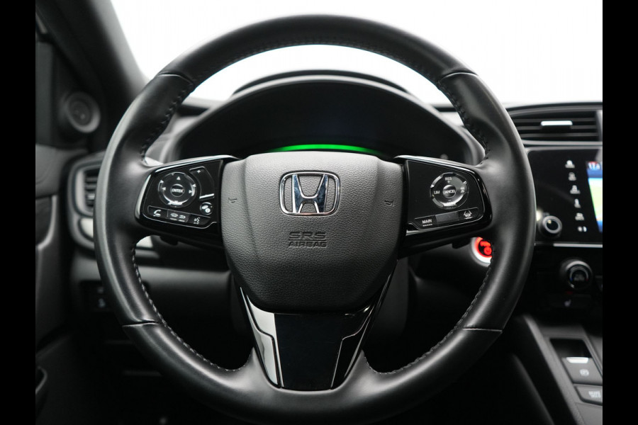 Honda CR-V 2.0 Black Edition MHEV 215pk Dealer O.H | Trekhaak Afn. | Adaptive Cruise | Camera | Sportstoelen Verwarmd | Keyless | Navigatie | DAB |  20"L.M