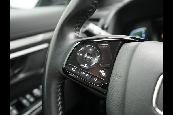 Honda CR-V 2.0 Black Edition MHEV 215pk Dealer O.H | Trekhaak Afn. | Adaptive Cruise | Camera | Sportstoelen Verwarmd | Keyless | Navigatie | DAB |  20"L.M