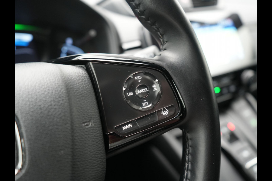 Honda CR-V 2.0 Black Edition MHEV 215pk Dealer O.H | Trekhaak Afn. | Adaptive Cruise | Camera | Sportstoelen Verwarmd | Keyless | Navigatie | DAB |  20"L.M