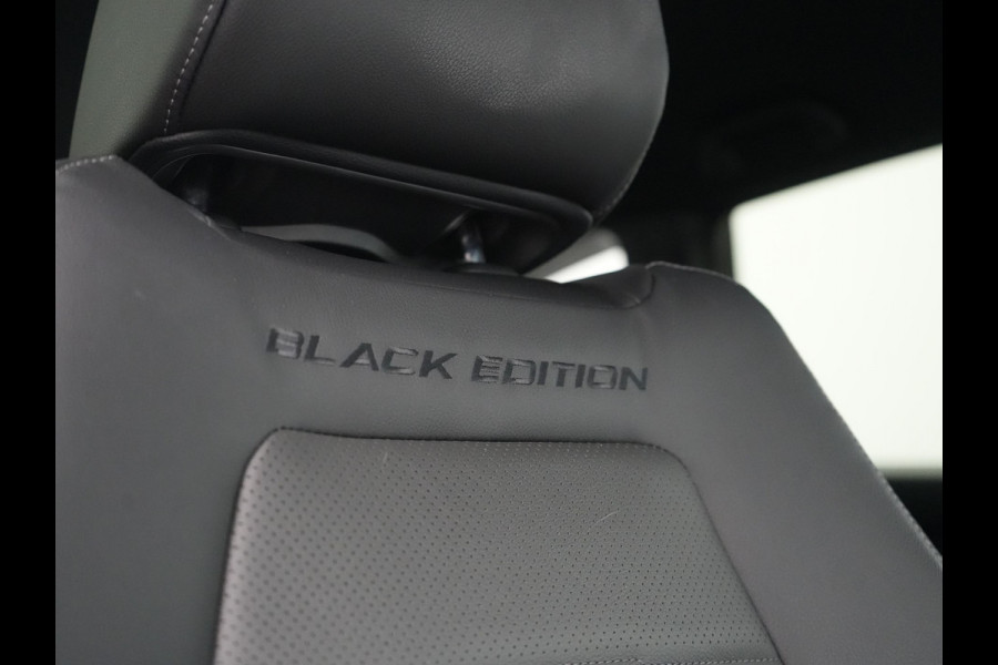 Honda CR-V 2.0 Black Edition MHEV 215pk Dealer O.H | Trekhaak Afn. | Adaptive Cruise | Camera | Sportstoelen Verwarmd | Keyless | Navigatie | DAB |  20"L.M