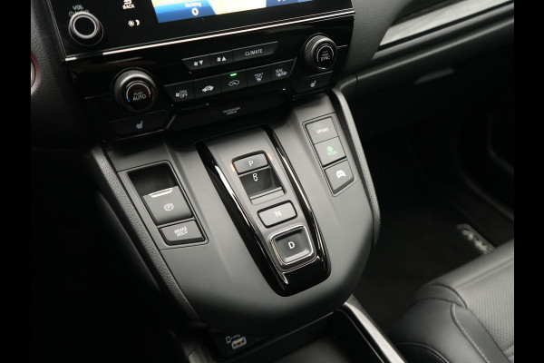 Honda CR-V 2.0 Black Edition MHEV 215pk Dealer O.H | Trekhaak Afn. | Adaptive Cruise | Camera | Sportstoelen Verwarmd | Keyless | Navigatie | DAB |  20"L.M