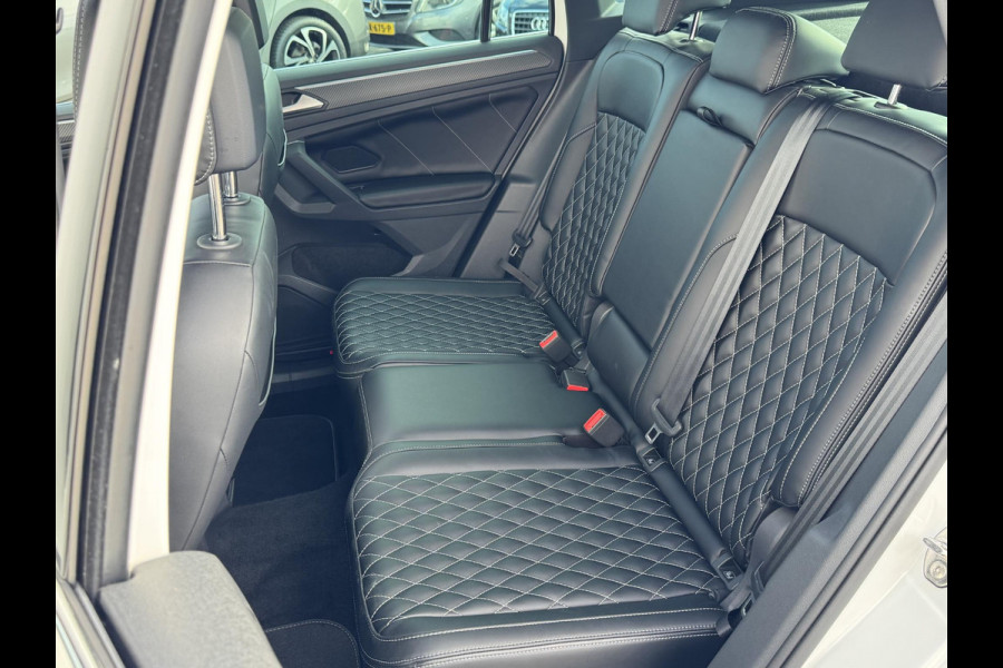 Volkswagen Tiguan 1.5 TSI R-Line Business+ NL-AUTO | PANODAK | LEDER | TREKHAAK| LED VERLICHTING