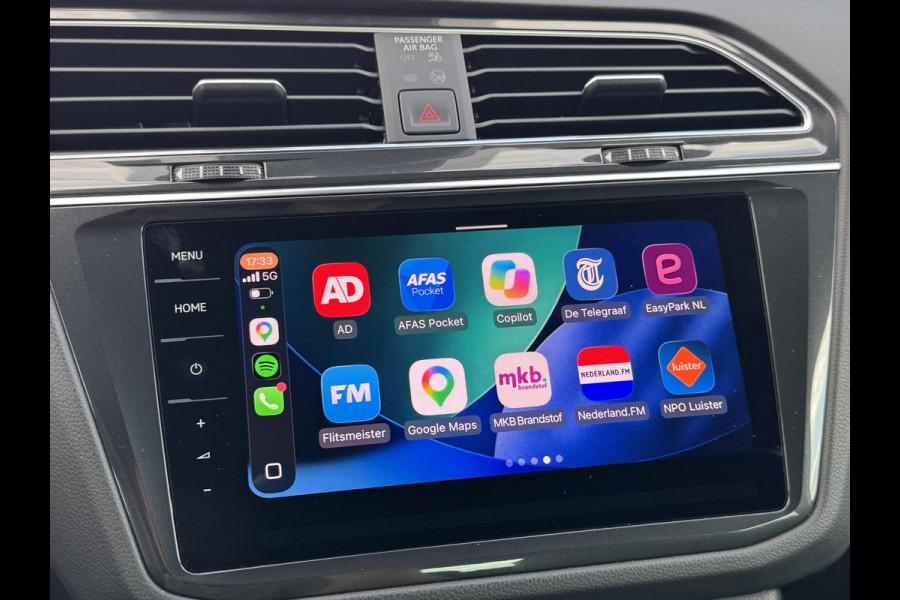 Volkswagen Tiguan 1.5 TSI R-Line Business+ NL-AUTO | PANODAK | LEDER | TREKHAAK| LED VERLICHTING