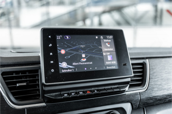 Renault Trafic 2.0 L2H1 150 PK DC | Dubbel cabine | 6-Zitter | Navigatie | Dodehoek | Camera | Trekhaak | CarPlay | Nieuwe APK | Trekhaak | Imperiaal | PDC V+A