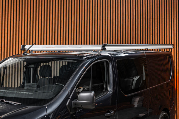 Renault Trafic 2.0 L2H1 150 PK DC | Dubbel cabine | 6-Zitter | Navigatie | Dodehoek | Camera | Trekhaak | CarPlay | Nieuwe APK | Trekhaak | Imperiaal | PDC V+A