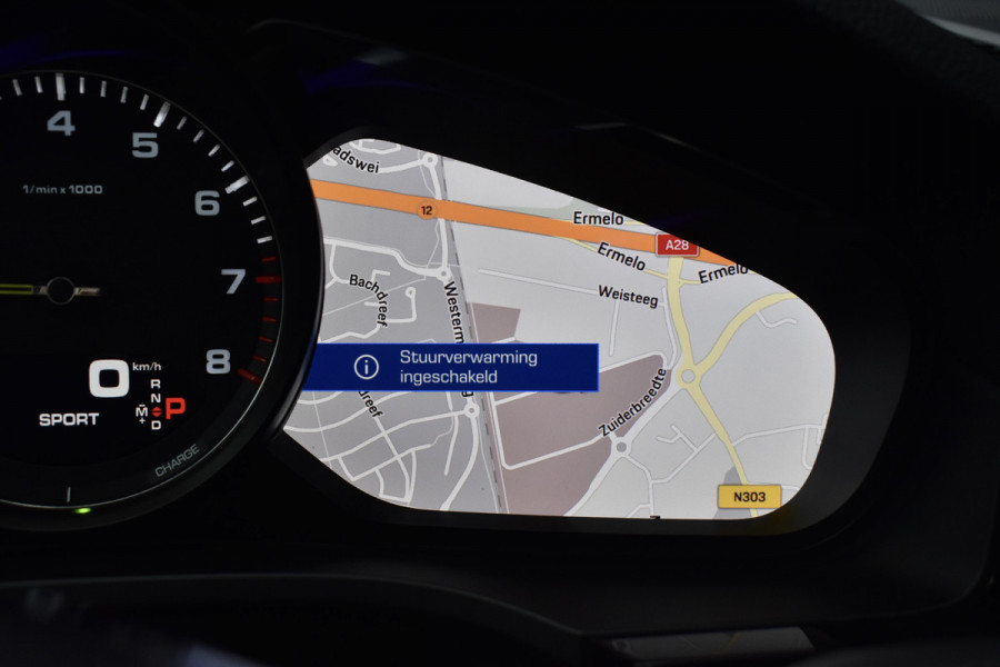 Porsche Cayenne Coupé 3.0 E-Hybrid Sport Chrono | Pano | 360 Camera | 21'' Wielen | Luchtvering | Stuurverwarming |  Stoel + Achterbankverwarming | LED Achterlichten donker |