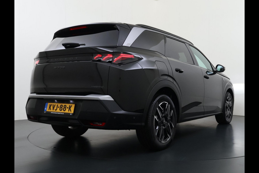 Peugeot 5008 1.2 Hybrid 145 GT 7p VAN:38.900,- VOOR:36.877,- UW HERFSTVOORDEEL:2.023,- ADAPTIVE CRUISE | 360° CAMERA | STOEL- & STUURVERWARMING | MEMORY SEAT MET MASSAGE | DODEHOEKDETECTIE | DRIVE ASSIST | FABRIEKSGARANTIE T/M 07-2027