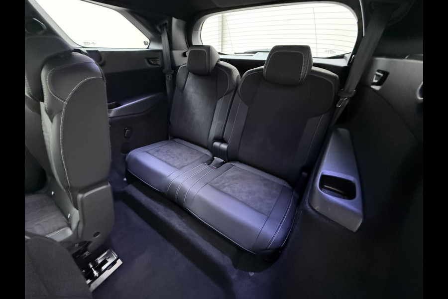 Peugeot 5008 1.2 Hybrid 145 GT 7p VAN:38.900,- VOOR:36.877,- UW HERFSTVOORDEEL:2.023,- ADAPTIVE CRUISE | 360° CAMERA | STOEL- & STUURVERWARMING | MEMORY SEAT MET MASSAGE | DODEHOEKDETECTIE | DRIVE ASSIST | FABRIEKSGARANTIE T/M 07-2027