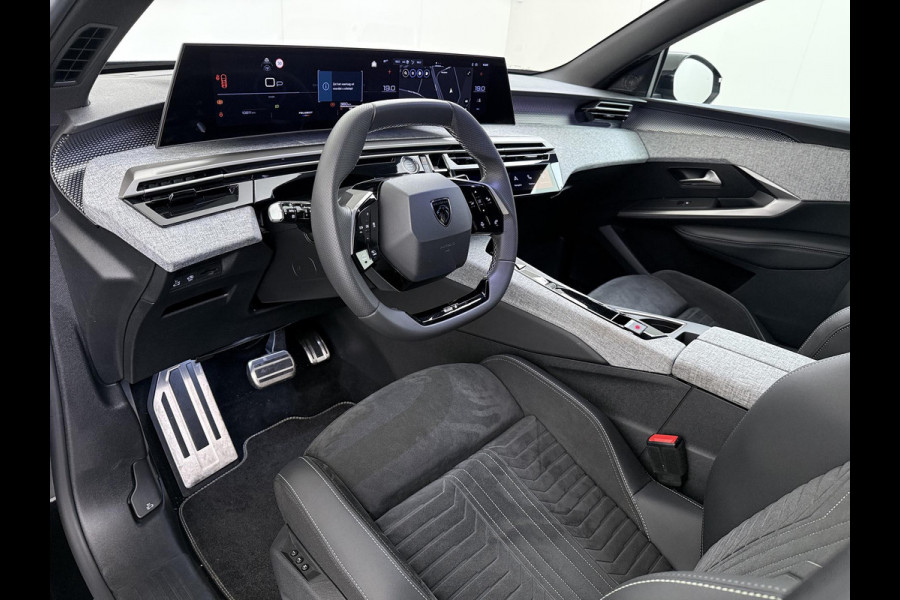 Peugeot 5008 1.2 Hybrid 145 GT 7p VAN:38.900,- VOOR:36.877,- UW HERFSTVOORDEEL:2.023,- ADAPTIVE CRUISE | 360° CAMERA | STOEL- & STUURVERWARMING | MEMORY SEAT MET MASSAGE | DODEHOEKDETECTIE | DRIVE ASSIST | FABRIEKSGARANTIE T/M 07-2027