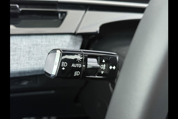 Peugeot 5008 1.2 Hybrid 145 GT 7p VAN:38.900,- VOOR:36.877,- UW HERFSTVOORDEEL:2.023,- ADAPTIVE CRUISE | 360° CAMERA | STOEL- & STUURVERWARMING | MEMORY SEAT MET MASSAGE | DODEHOEKDETECTIE | DRIVE ASSIST | FABRIEKSGARANTIE T/M 07-2027