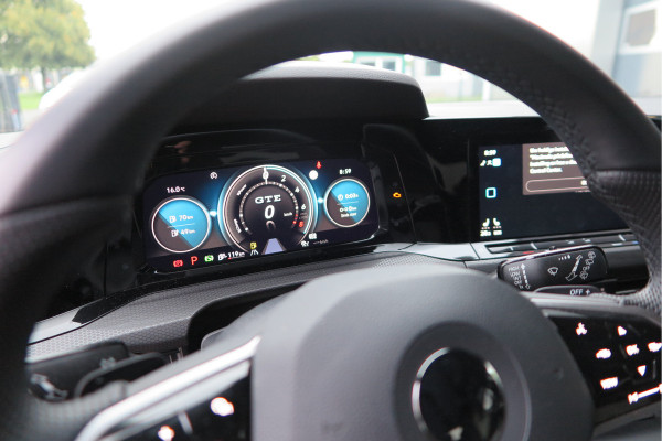 Volkswagen Golf 1.4 eHybrid 245pk GTE ,SOH 93%. Trekhaak afneembaar,ACC, PDC, Virtual cockpit,Navi, DAB+ , Carplay , Zwarte hemelbekleding, 18"LMV etc.