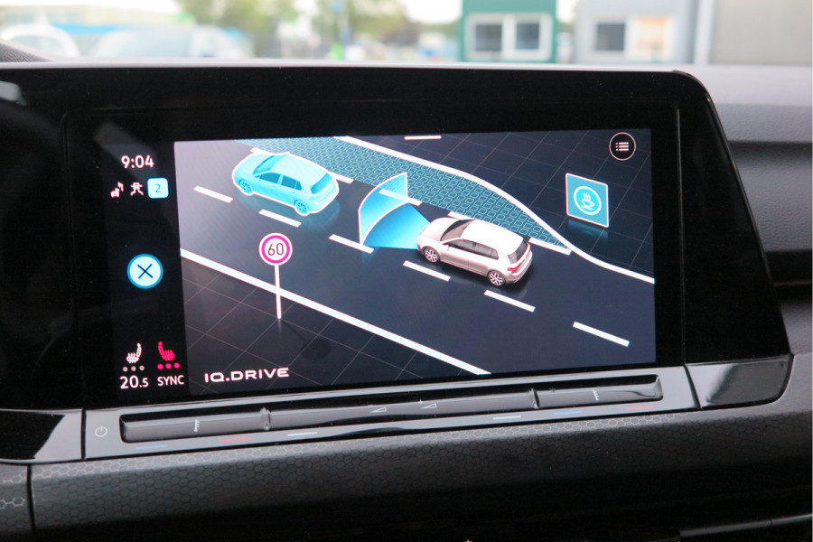Volkswagen Golf 1.4 eHybrid 245pk GTE ,SOH 93%. Trekhaak afneembaar,ACC, PDC, Virtual cockpit,Navi, DAB+ , Carplay , Zwarte hemelbekleding, 18"LMV etc.